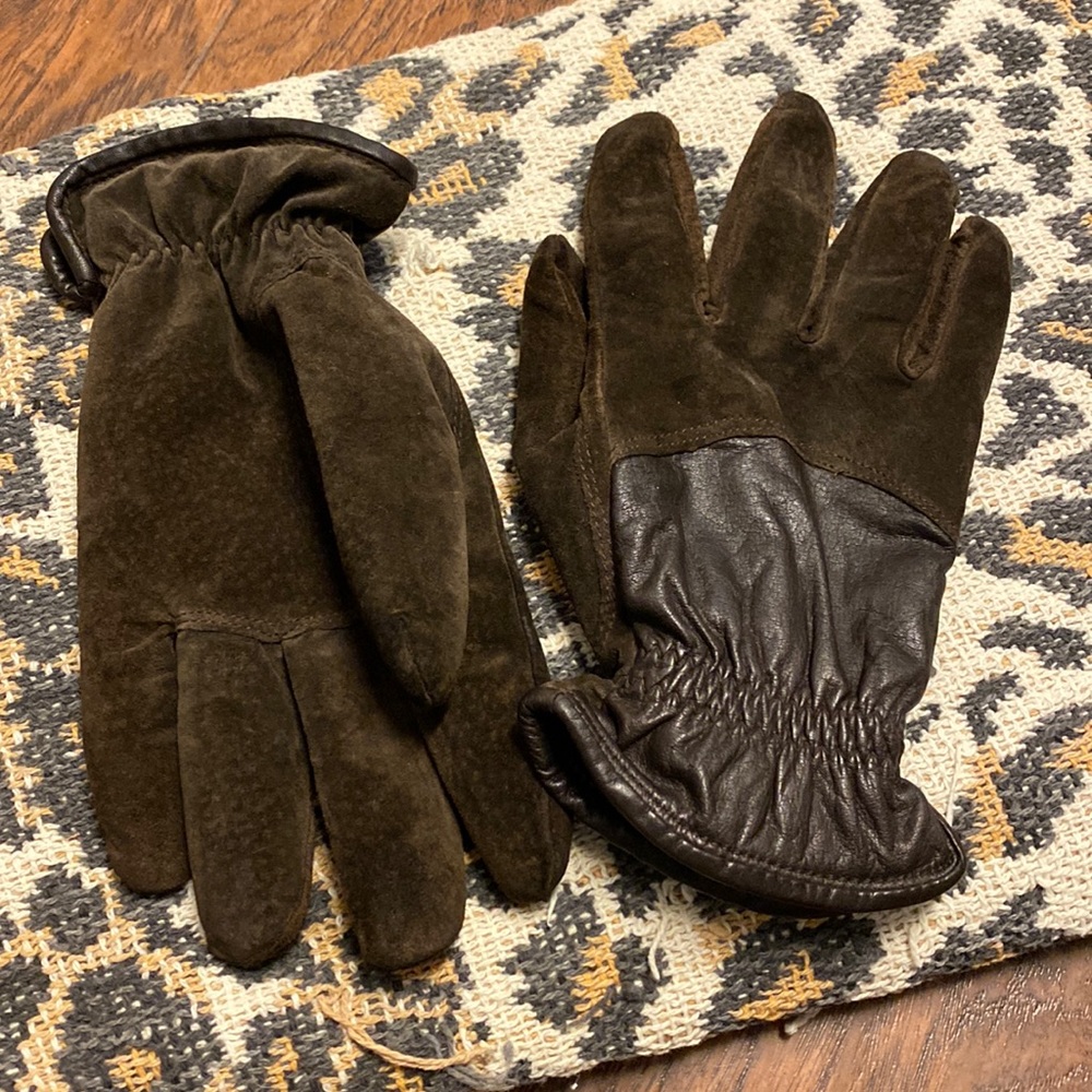 Suede and leather Isotoner gloves